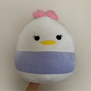 daisy duck squishmallow